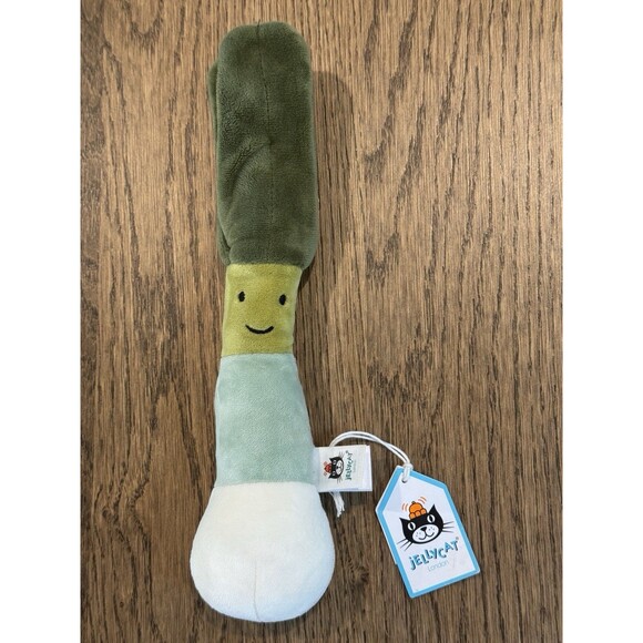 NWT Jellycat “Vivacious Leek” Vegetable Soft Plush Food Toy Green White Retired - Picture 1 of 9